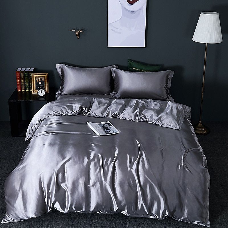 4-Piece Silk Bedding Set Soft Satin Duvet Cover, Fitted Sheet & Pillowcase Set