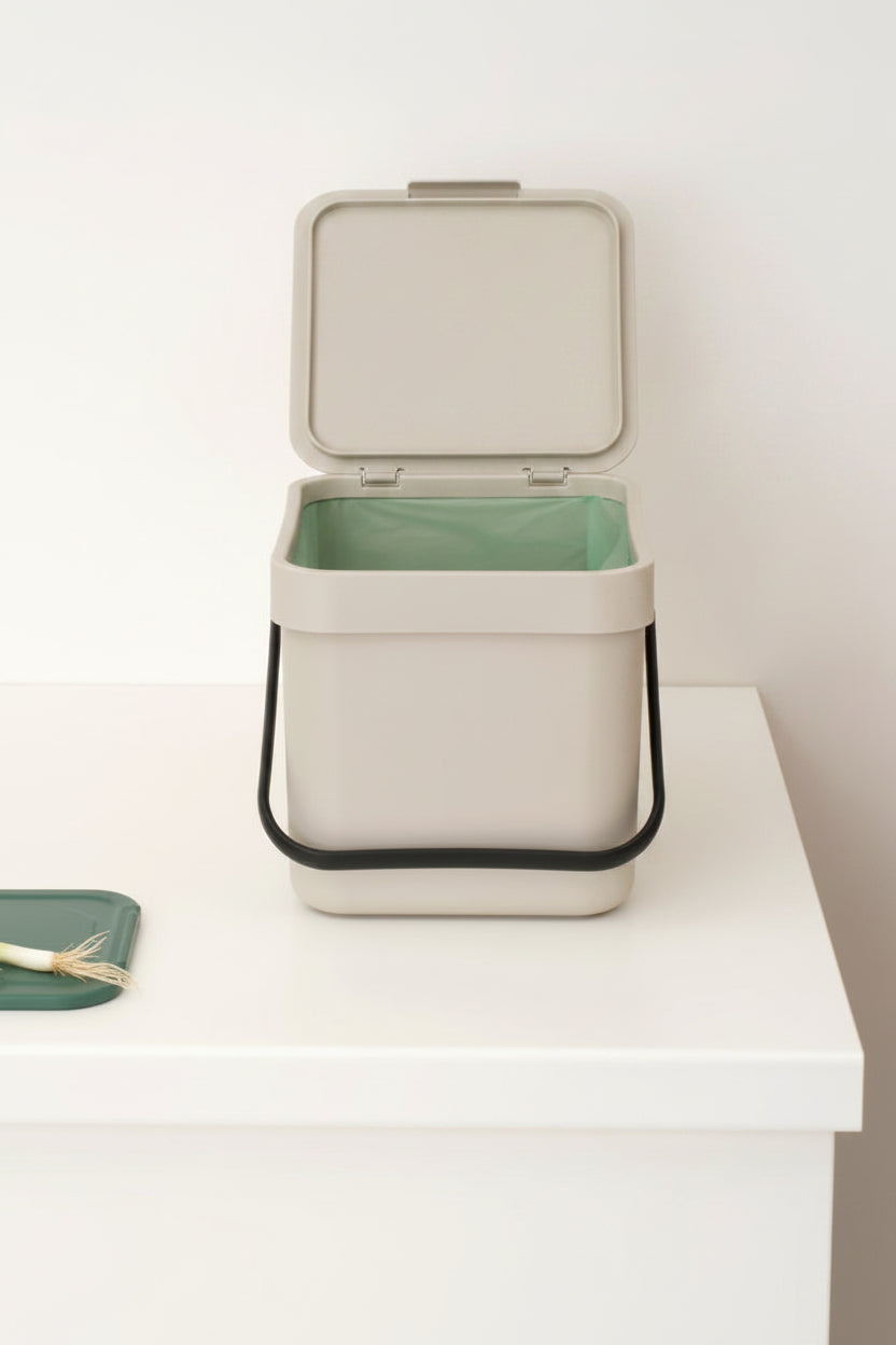 Compact 6L Kitchen Waste Bin with Stay-Open Lid