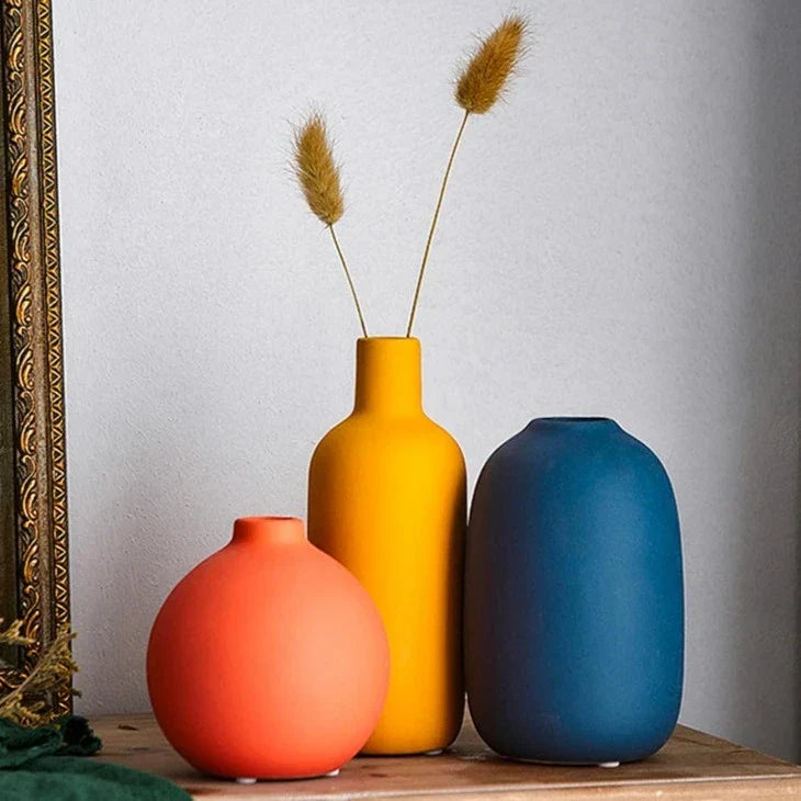 Decorative Nordic Flower Holder