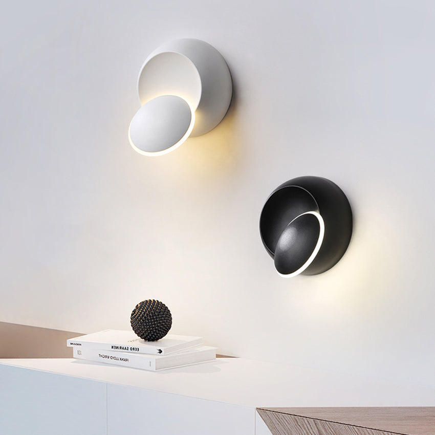 Dimmable Adjustable LED Wall Light with Directional Head