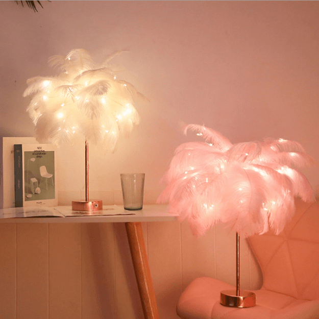 Elegant Ostrich Feather Table Lamp with Adjustable Branches – Battery Operated Cordless Design for Cozy Bedside or Living Room Lighting