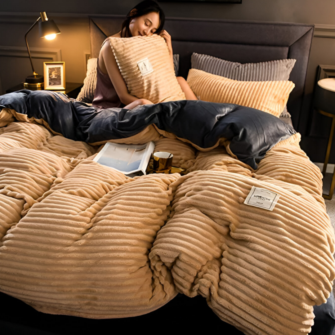 Flannel Bedding Set with Soft Fleece Texture and Warm Winter Comfort