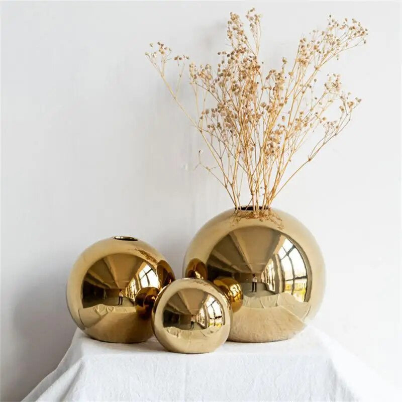 Globe Set Of Decorative Vase