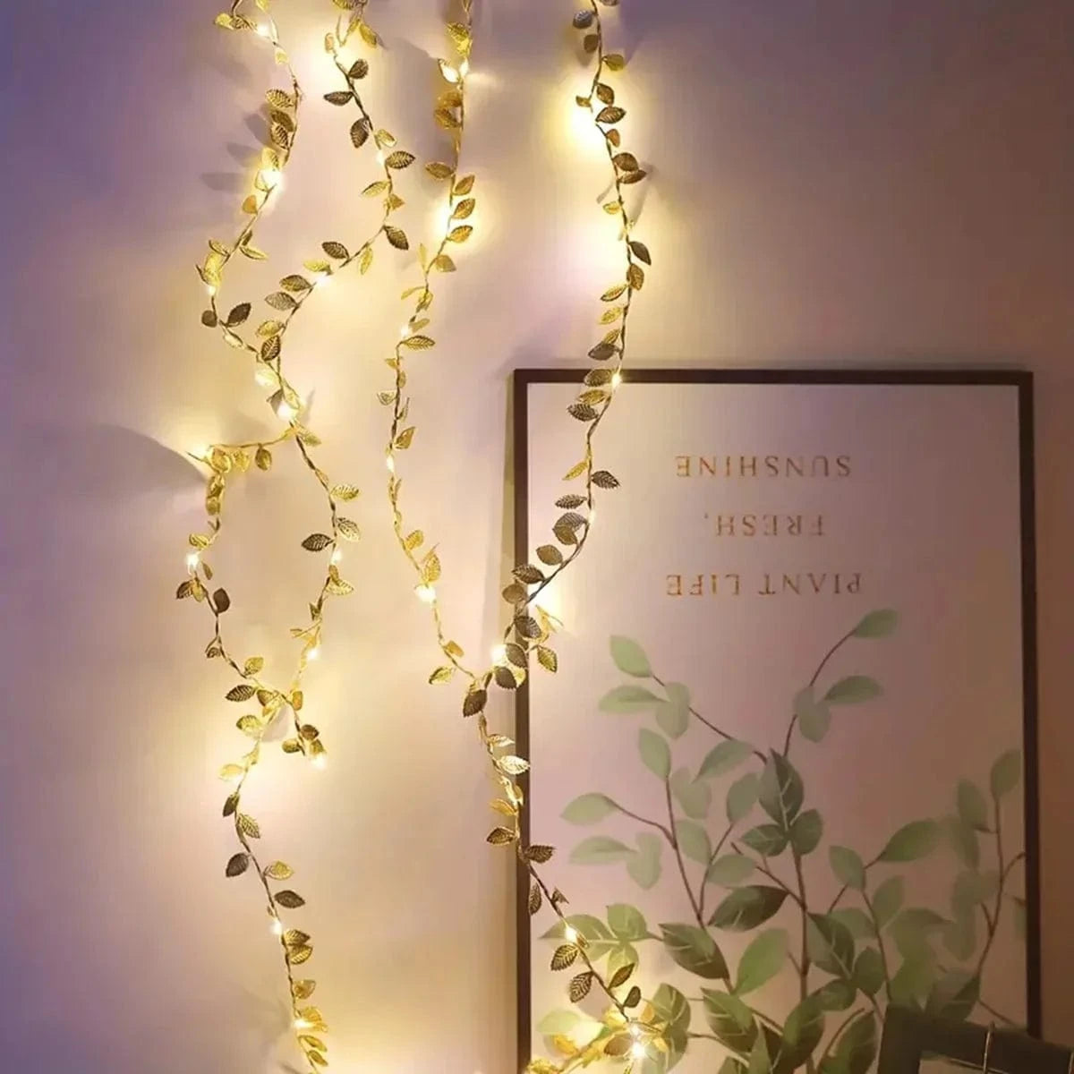 Gold Leaf LED String Lights – Battery Operated Outdoor Party Lights for Home Decor, Warm White Glow, IP65 Waterproof, Multiple Lengths