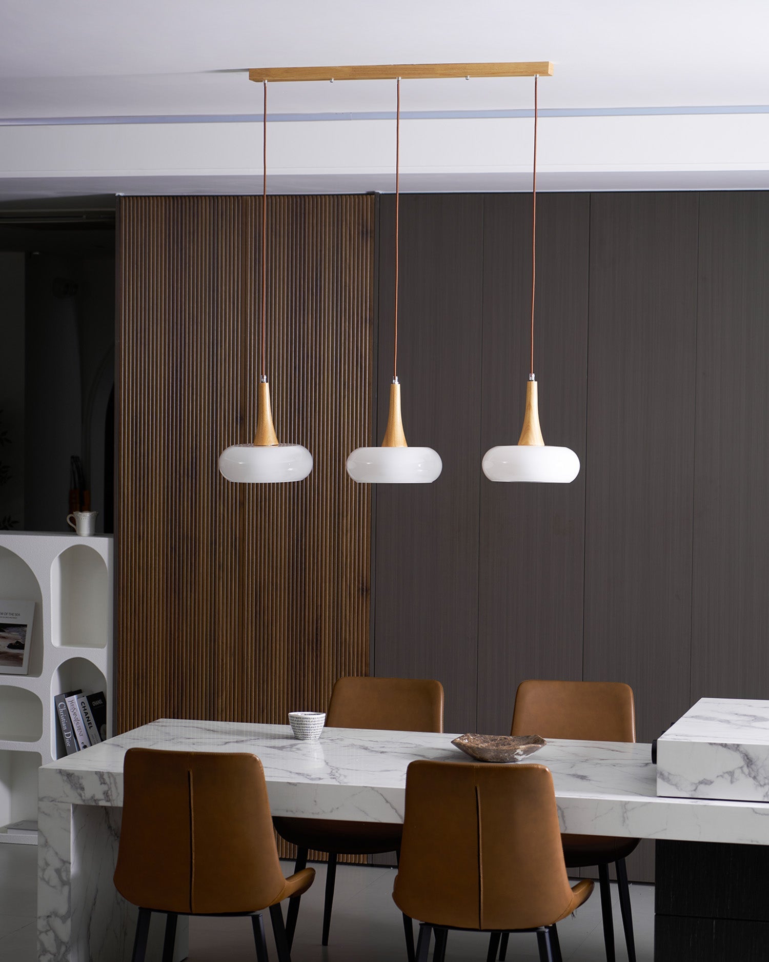 Hailie Pendant Lamp with Glass Shade and Wooden Accents – Modern Ceiling Light for Indoor Use
