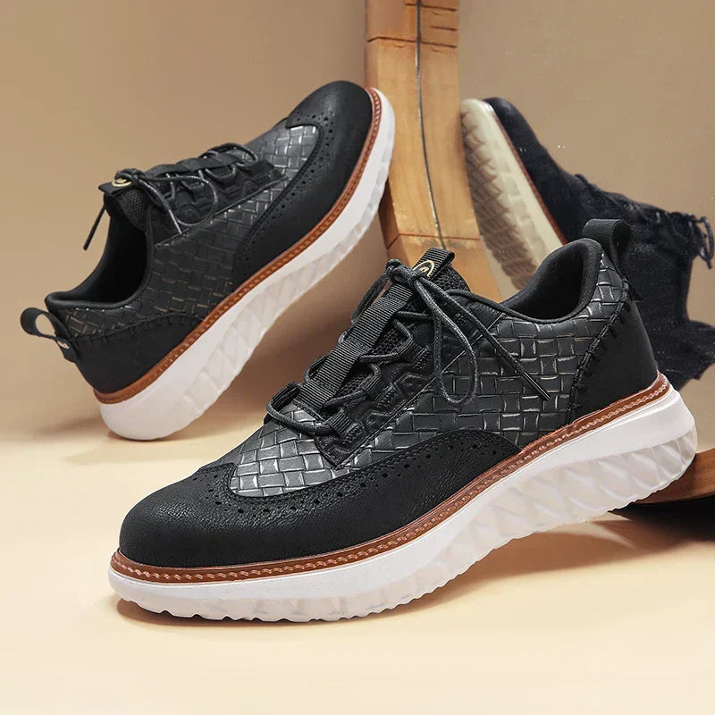 Men's Casual Sneakers With Laces