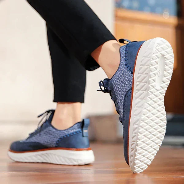 Men's Casual Sneakers With Laces