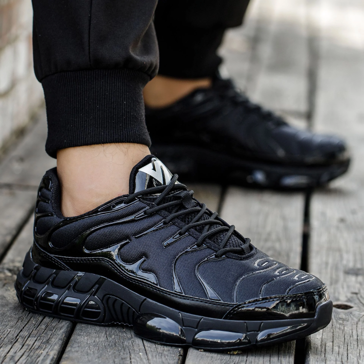 Men's Sneakers With Lightweight Cushioning