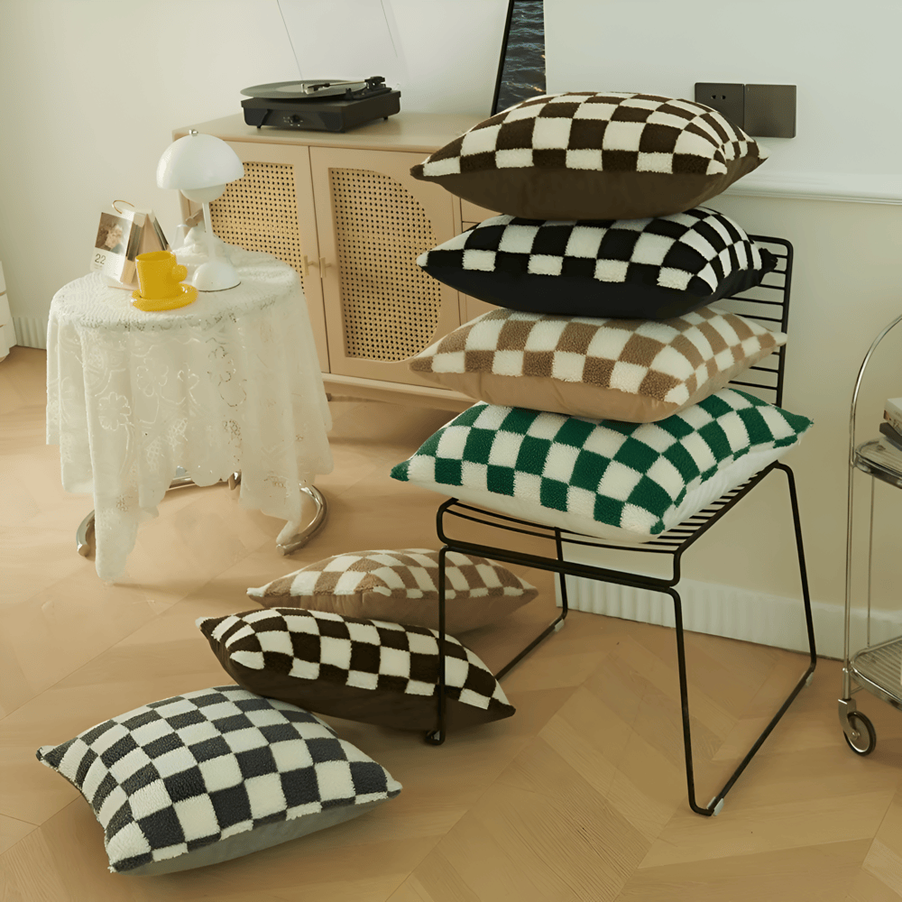 Modern Checkered Cushion Cover in Green and Coffee Brown – Soft Polyester with Hidden Zipper for Stylish Home Decor