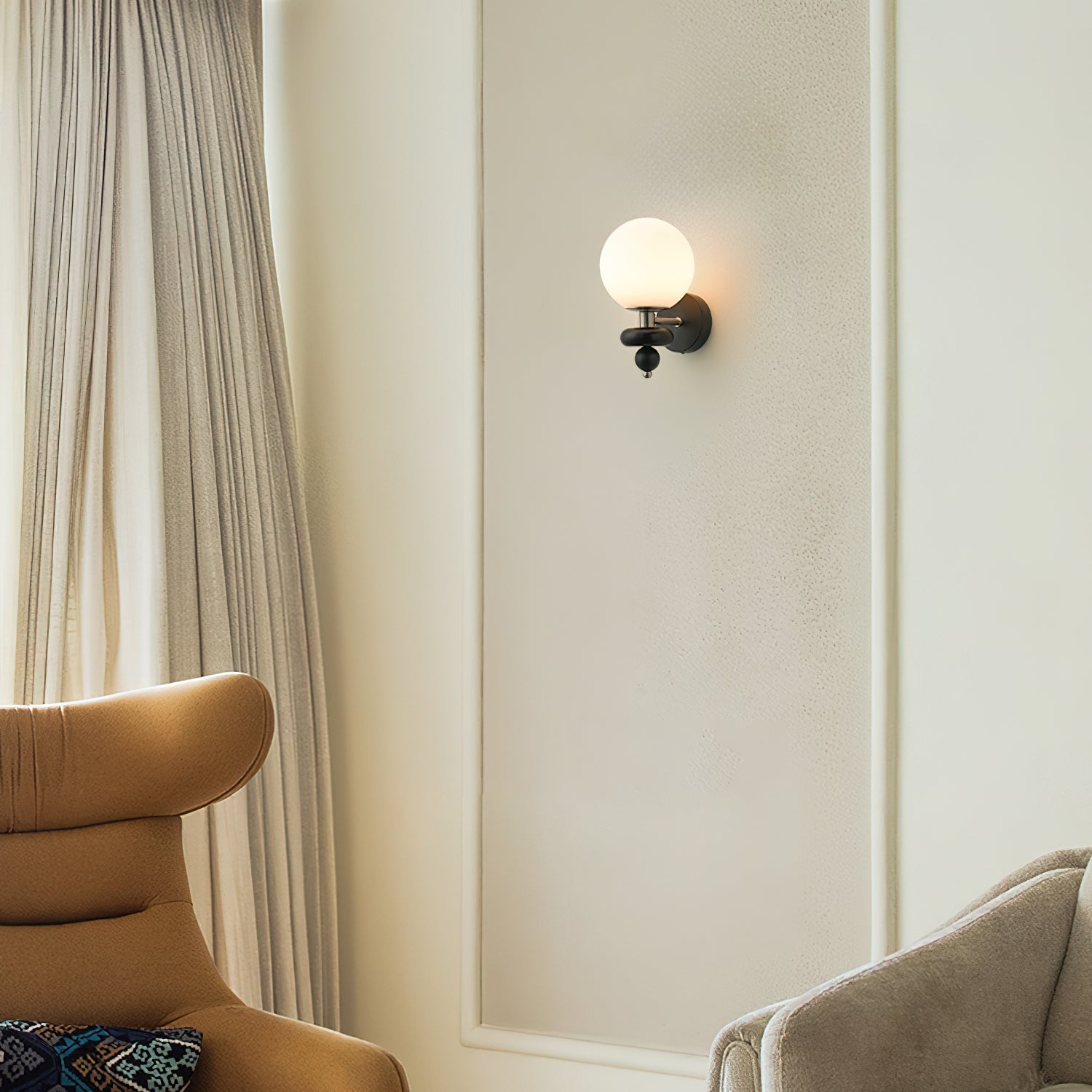 Modern Globe Wall Lamp Minimalist Indoor Decorative Lighting Fixture