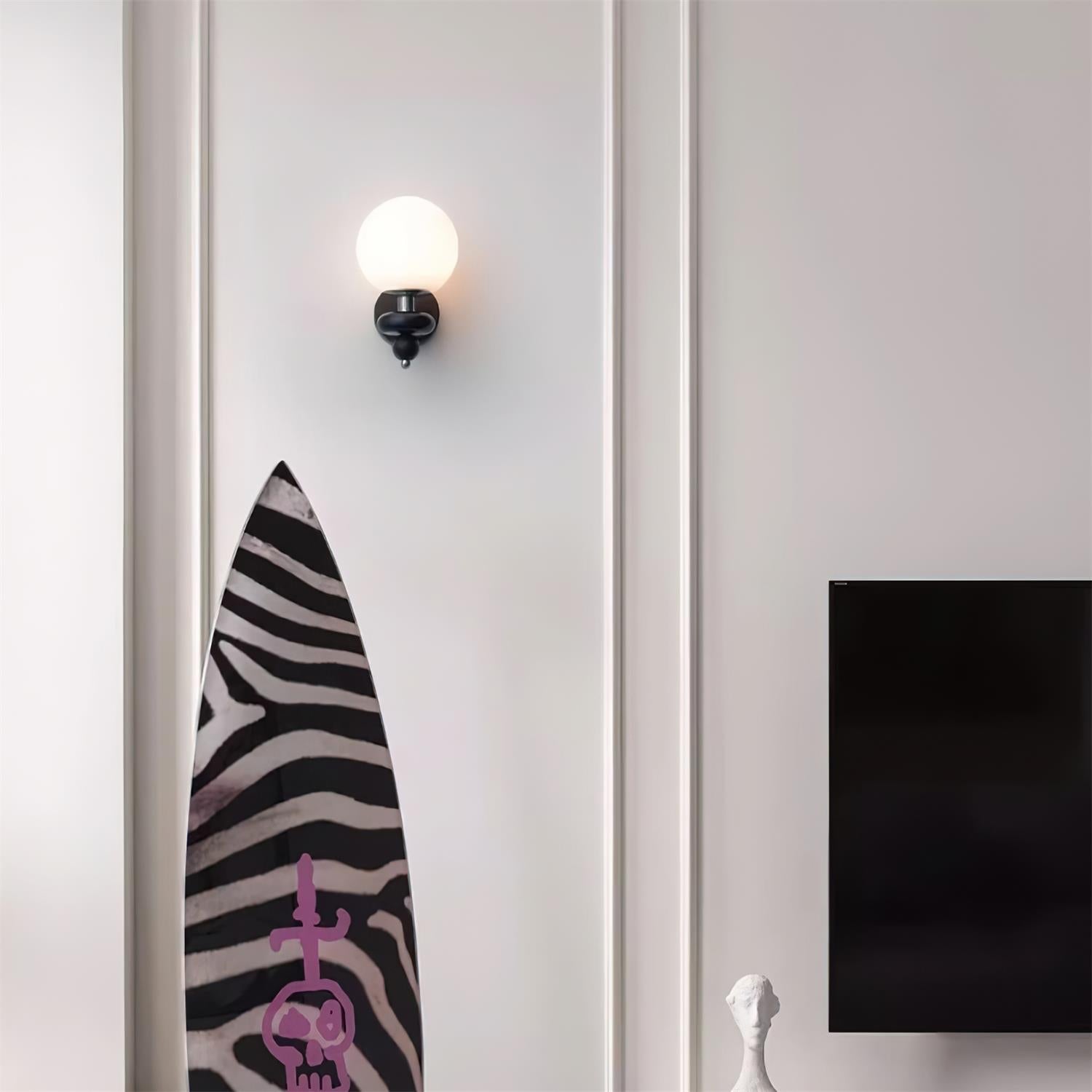 Modern Globe Wall Lamp Minimalist Indoor Decorative Lighting Fixture