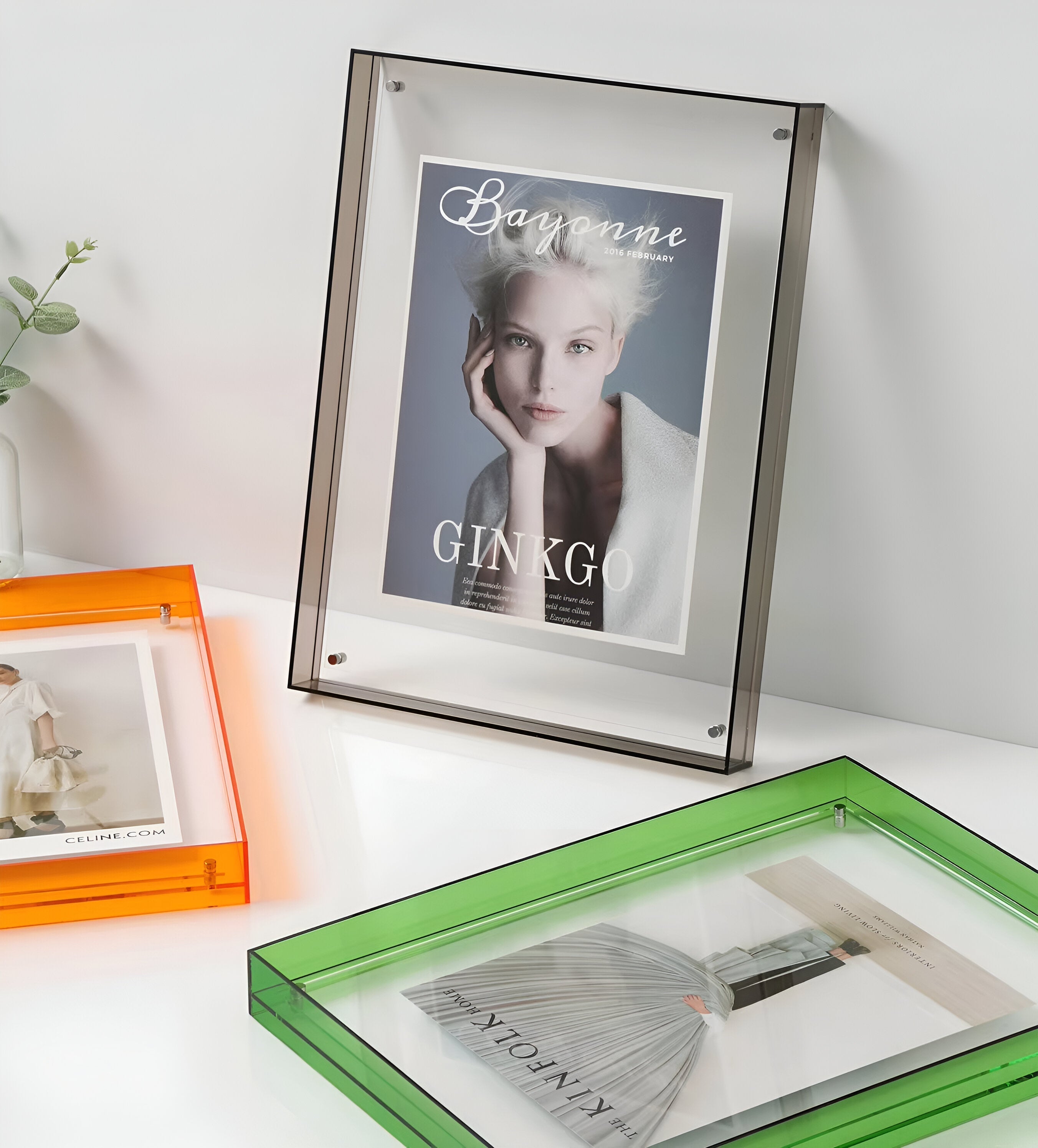 Modern Minimalist Acrylic Photo Frame – Clear Display for Photos and Artwork, Horizontal/Vertical Orientation, Durable Design