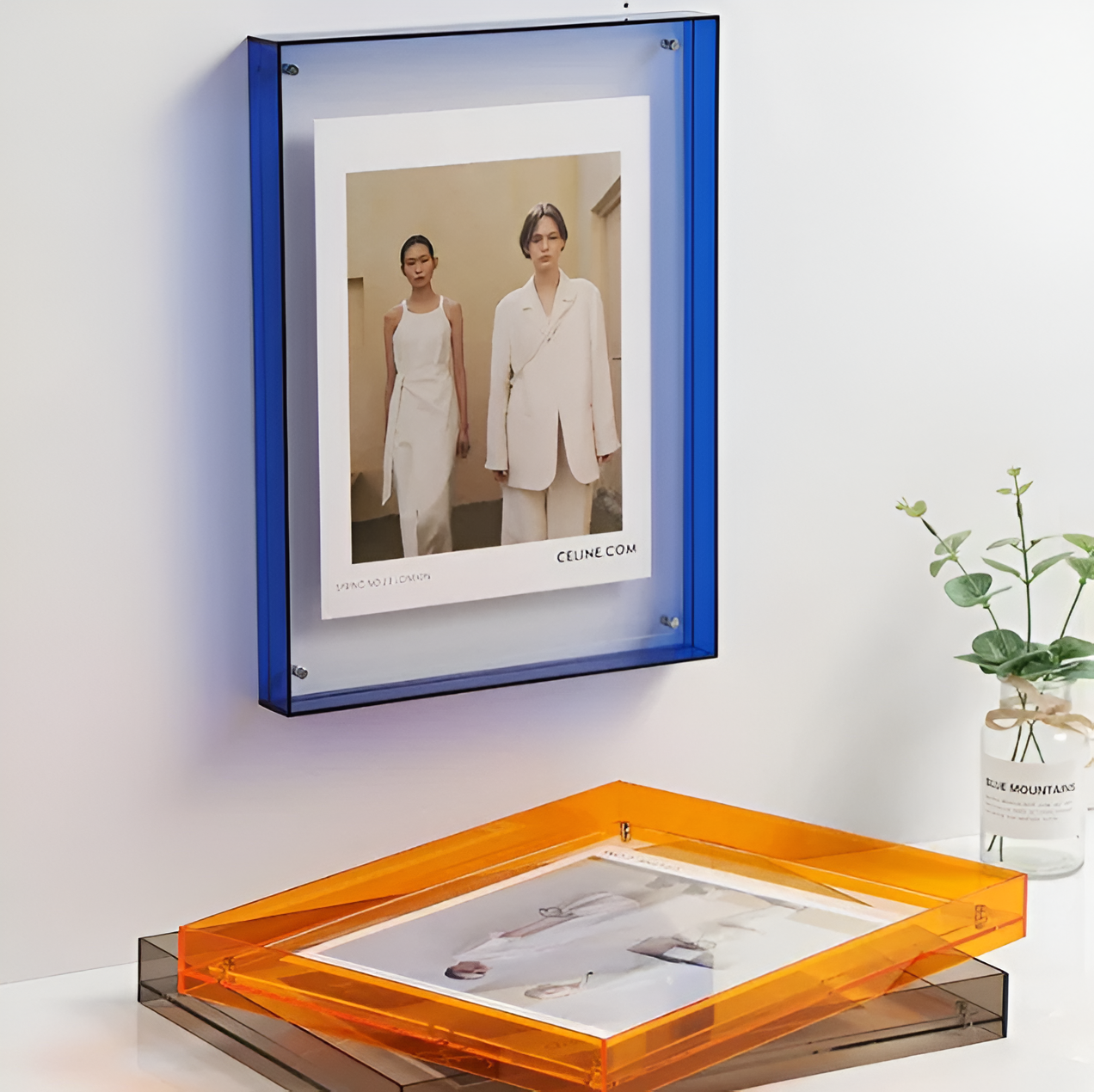 Modern Minimalist Acrylic Photo Frame – Clear Display for Photos and Artwork, Horizontal/Vertical Orientation, Durable Design