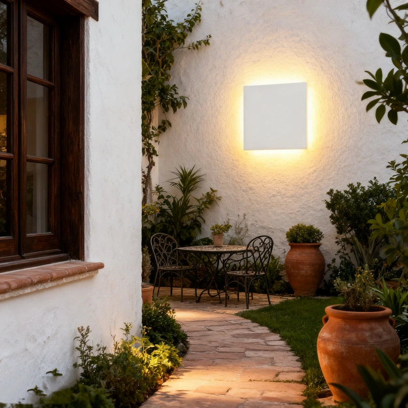 Modern Outdoor Wall Light – Square LED Lantern in Durable Aluminum for Garden and Exterior Use, IP65 Rated