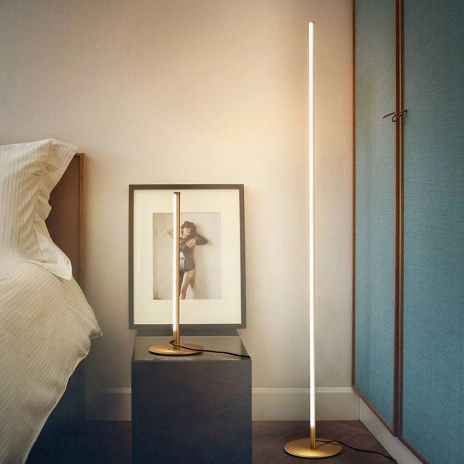 Moon Dimmable Floor Lamp