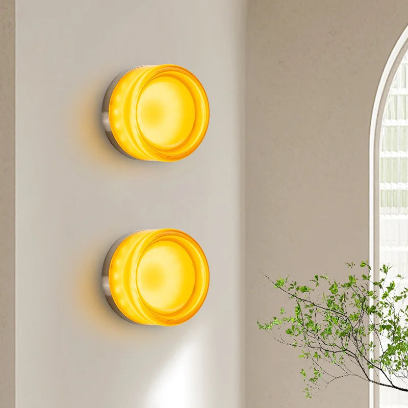 Plexiglass Wall Light with Fluted Design – Modern LED Wall Lamp for Contemporary Interiors, Easy Mount Sconce