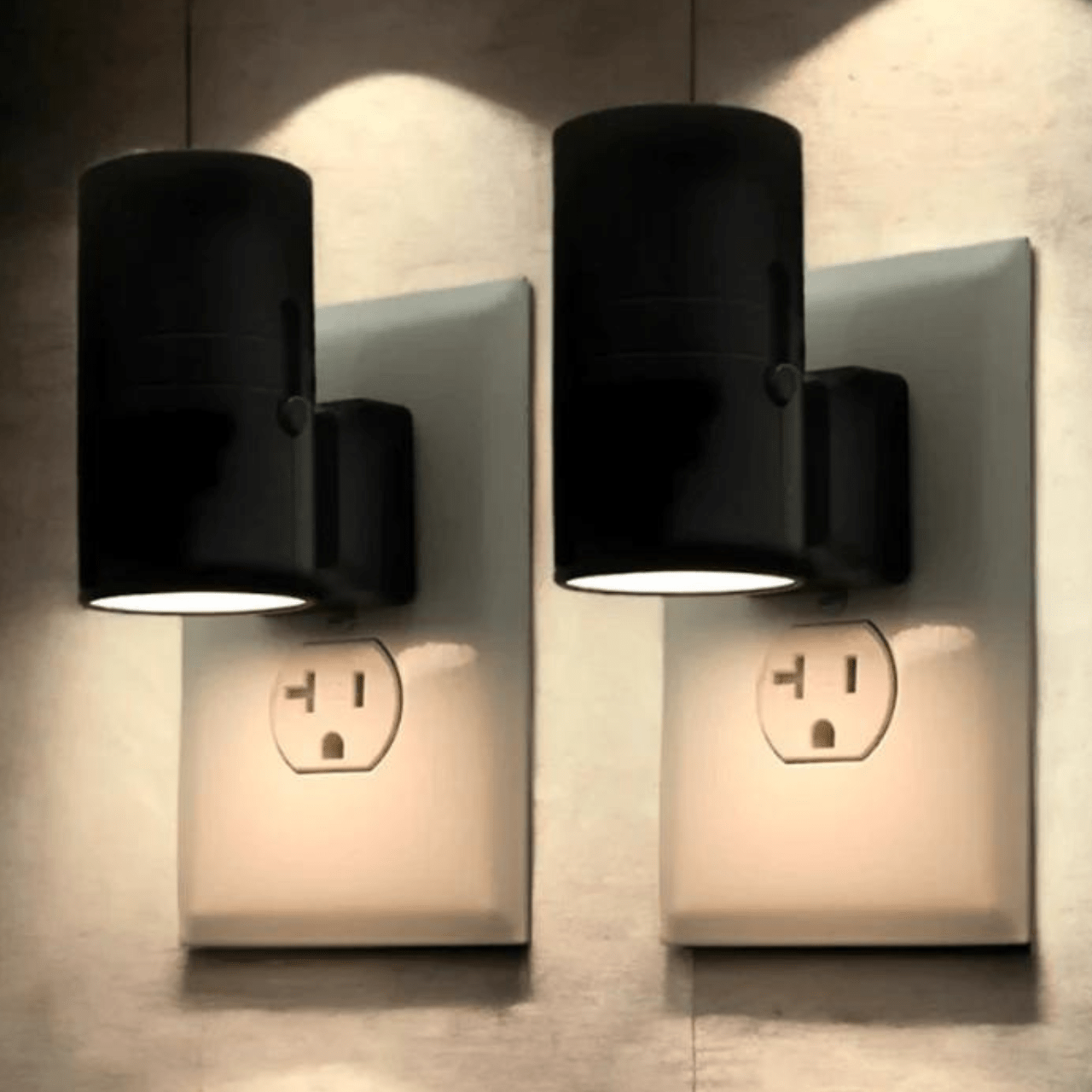 Plug-In Night Light with Dusk-to-Dawn Sensor and Adjustable Brightness