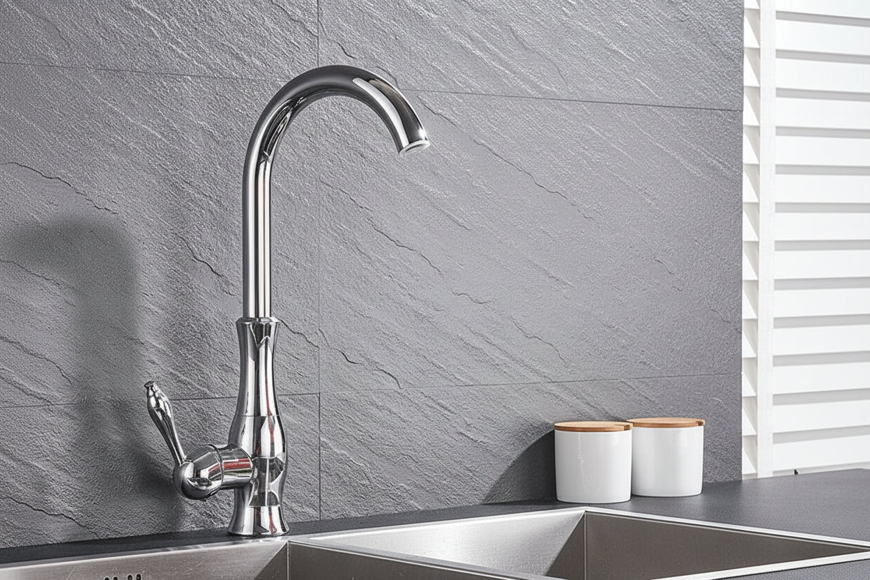Retractable Kitchen Faucet with Pull-Out Spray Head and Single Handle