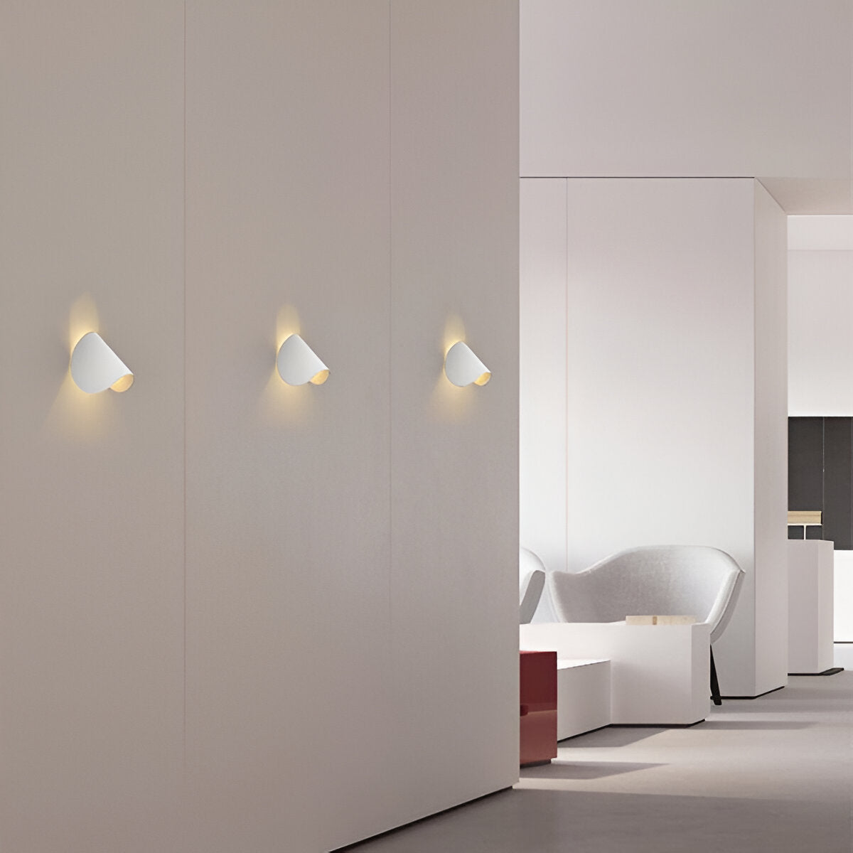Rotatable Metal Wall Light with Geometric Design