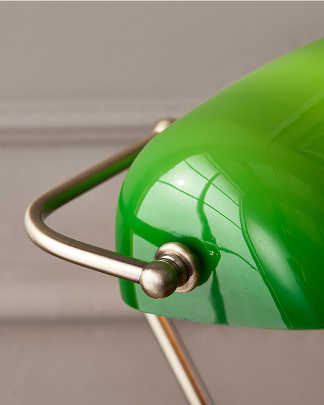 Round Energy-Efficient Table Lamp