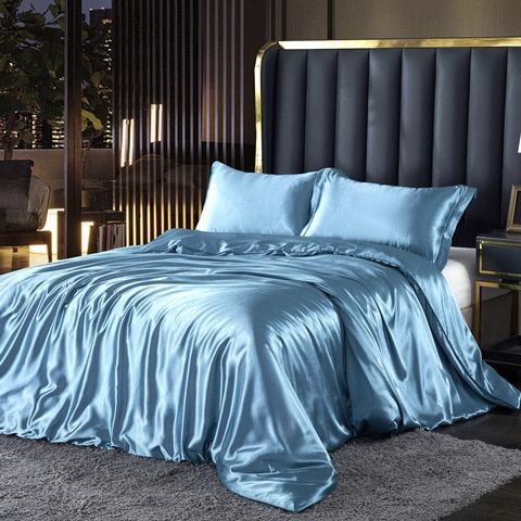 Set Of 4 Machine-Washable Duvet Cover