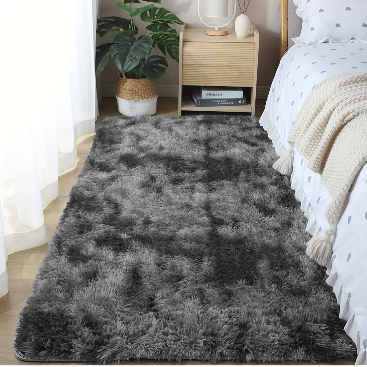 Shaggy Carpet with Plush Texture and Non-Slip Backing