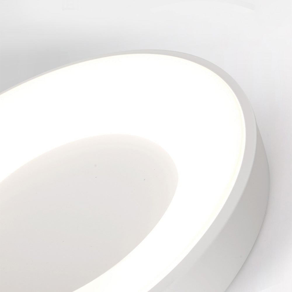 Simple LED Ceiling Light with Adjustable Color and Minimalist Round Design