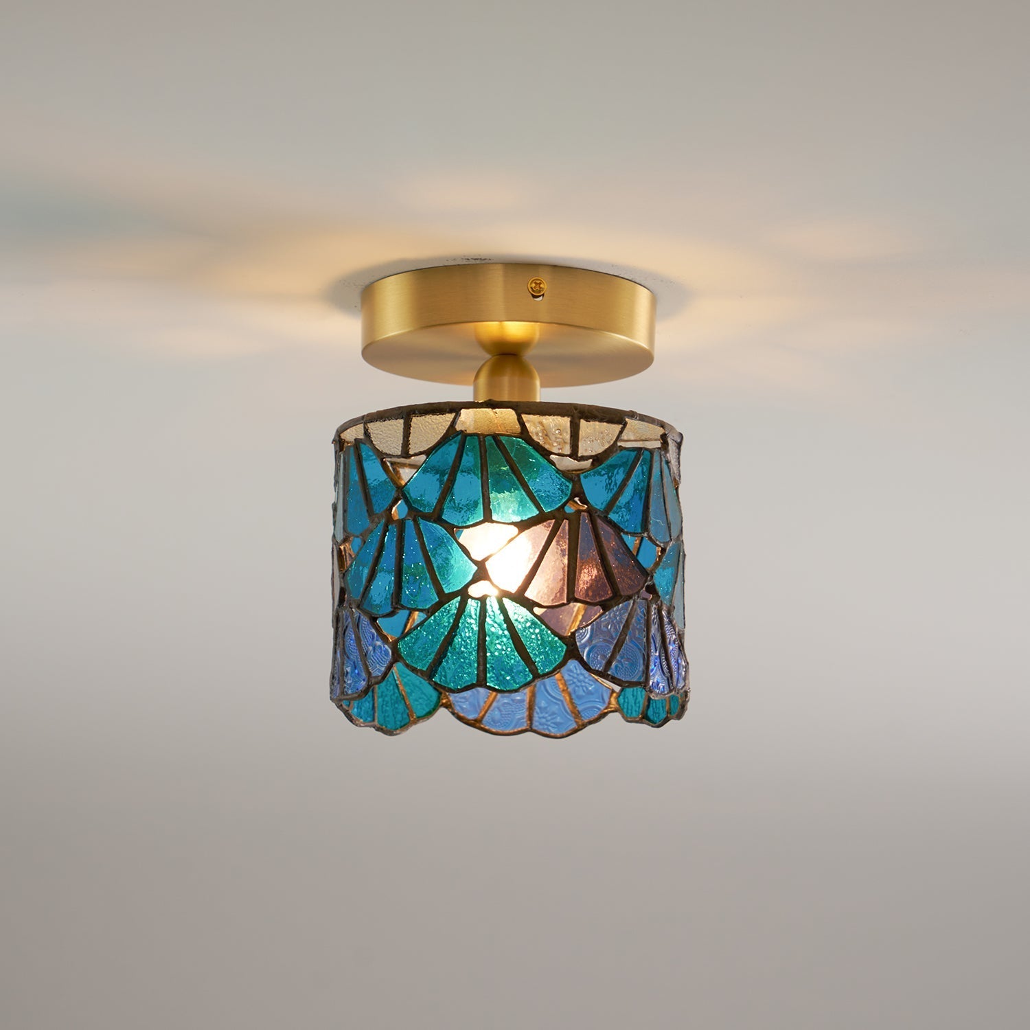 Tiffany-Style Ceiling Lamp for Decorative Home Spaces