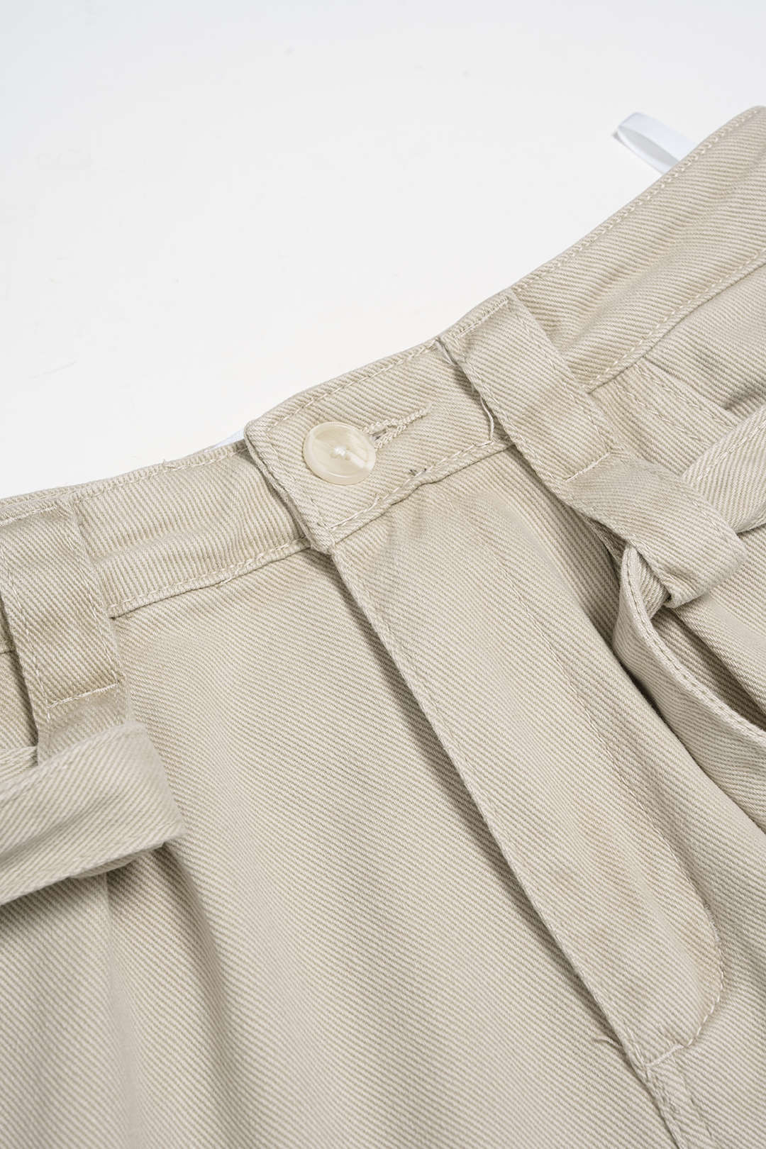 Women's Belted Wide Leg Barrel Cargo Jeans