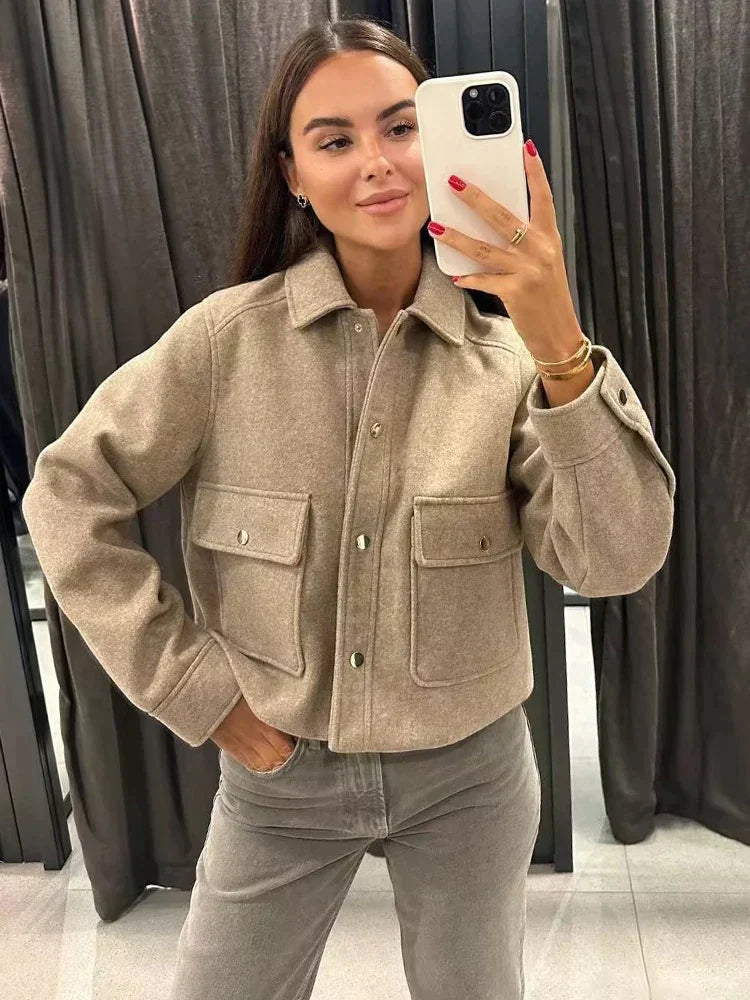 Women’s Elegant Blazer with Lapel