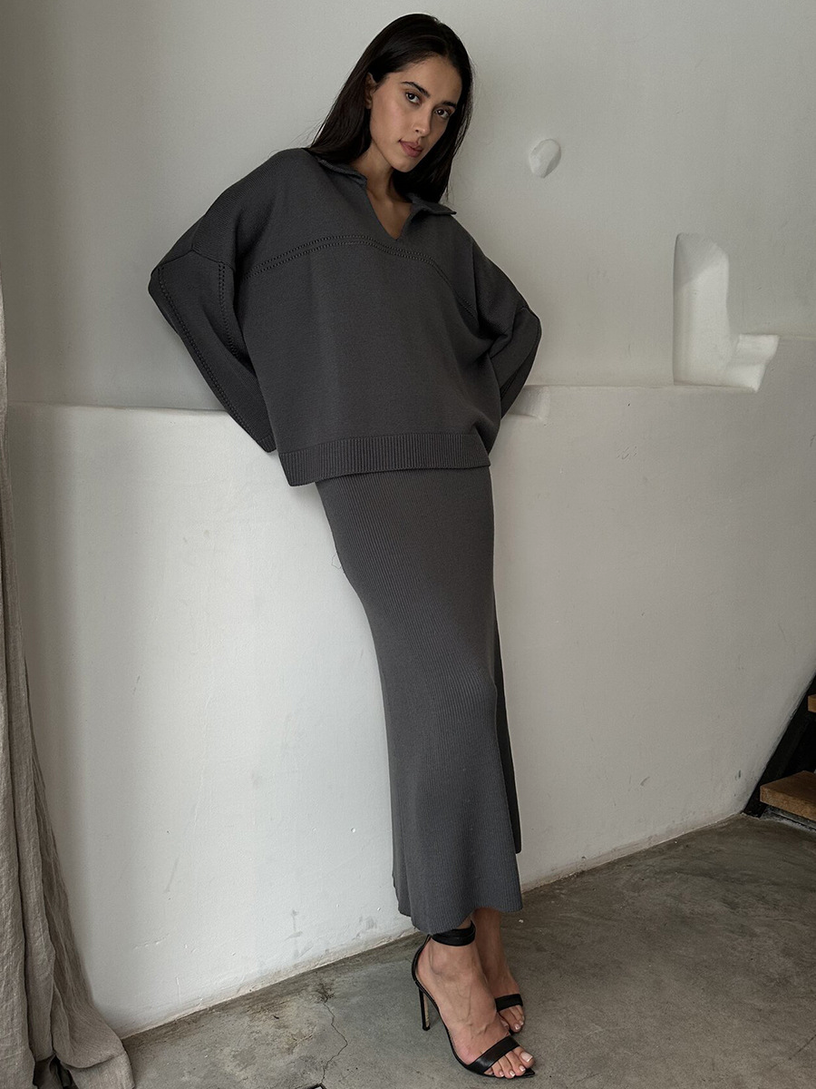 Women’s V-Neck Knitted Trouser Set