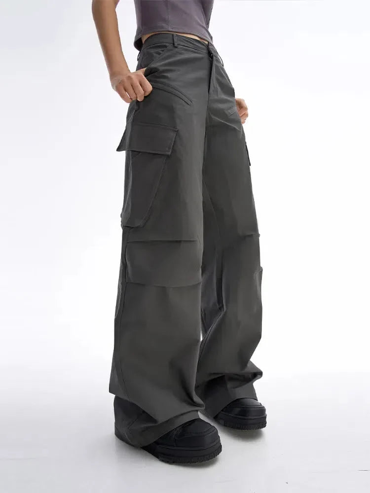 Women’s High-Waisted Cargo Pants