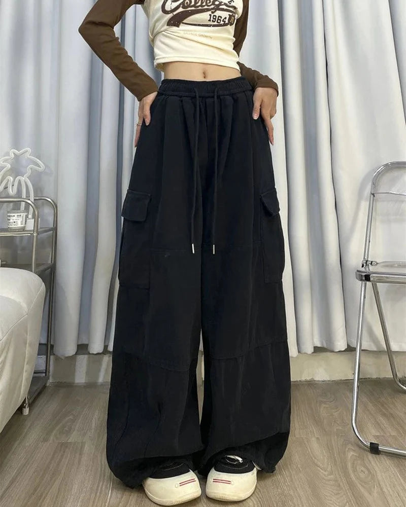 Women's Wide-Leg Cargo Pants