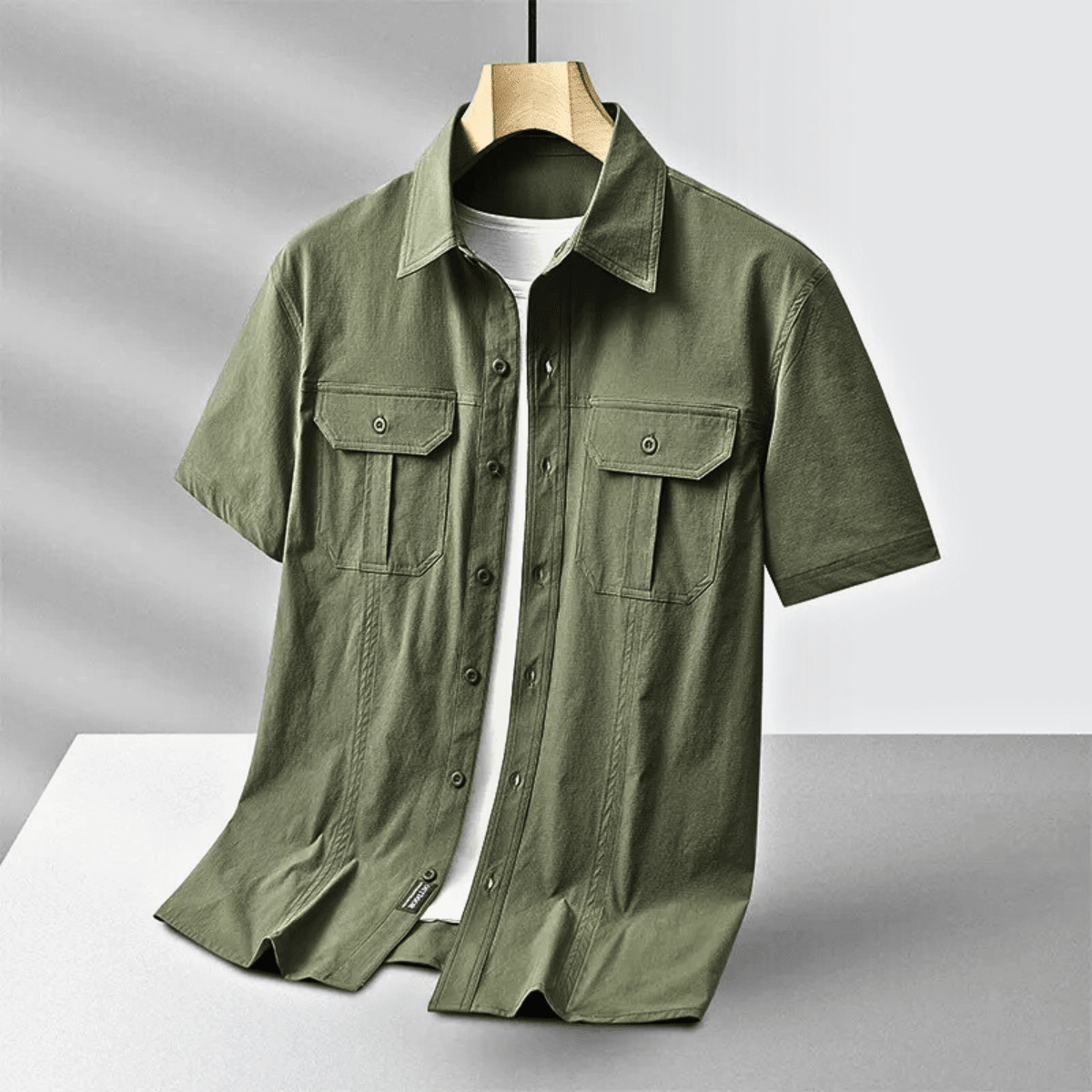 Men's Short Sleeve Cargo Shirt with Chest Pockets