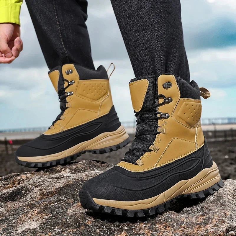 Men's Plush Lined Lace-Up Snow Boots