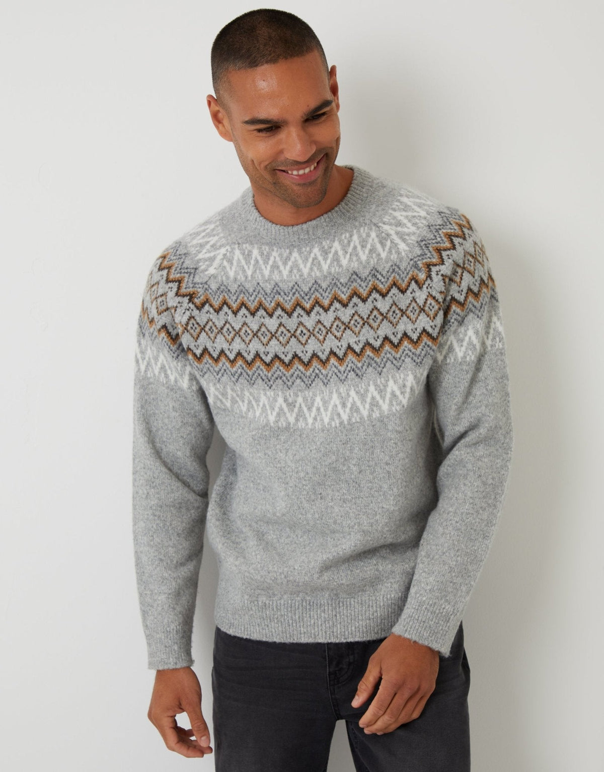 Men's Christmas Jumper Fair Isle Zigzag Yoke in Grey Marl
