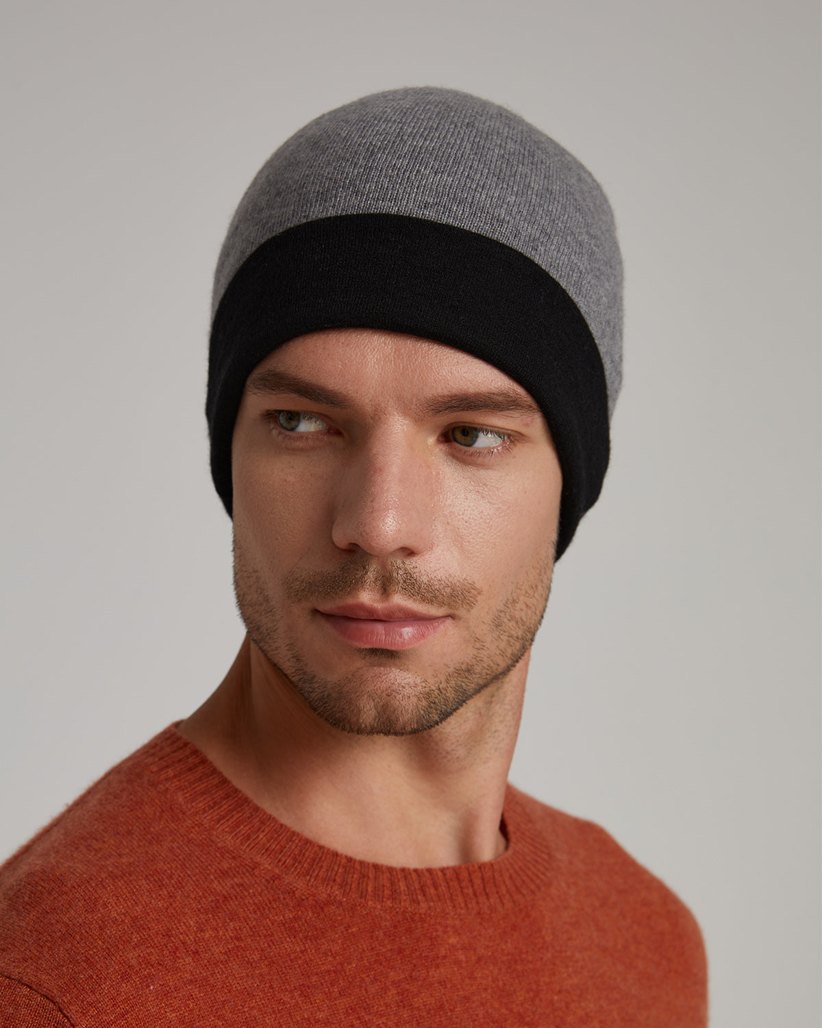 Men's Reversible Two-Tone Knit Beanie