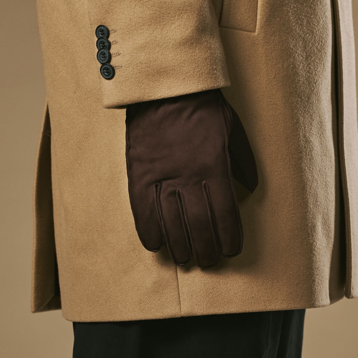 Men's Winter Gloves with Ribbed Cuff in Dark Brown