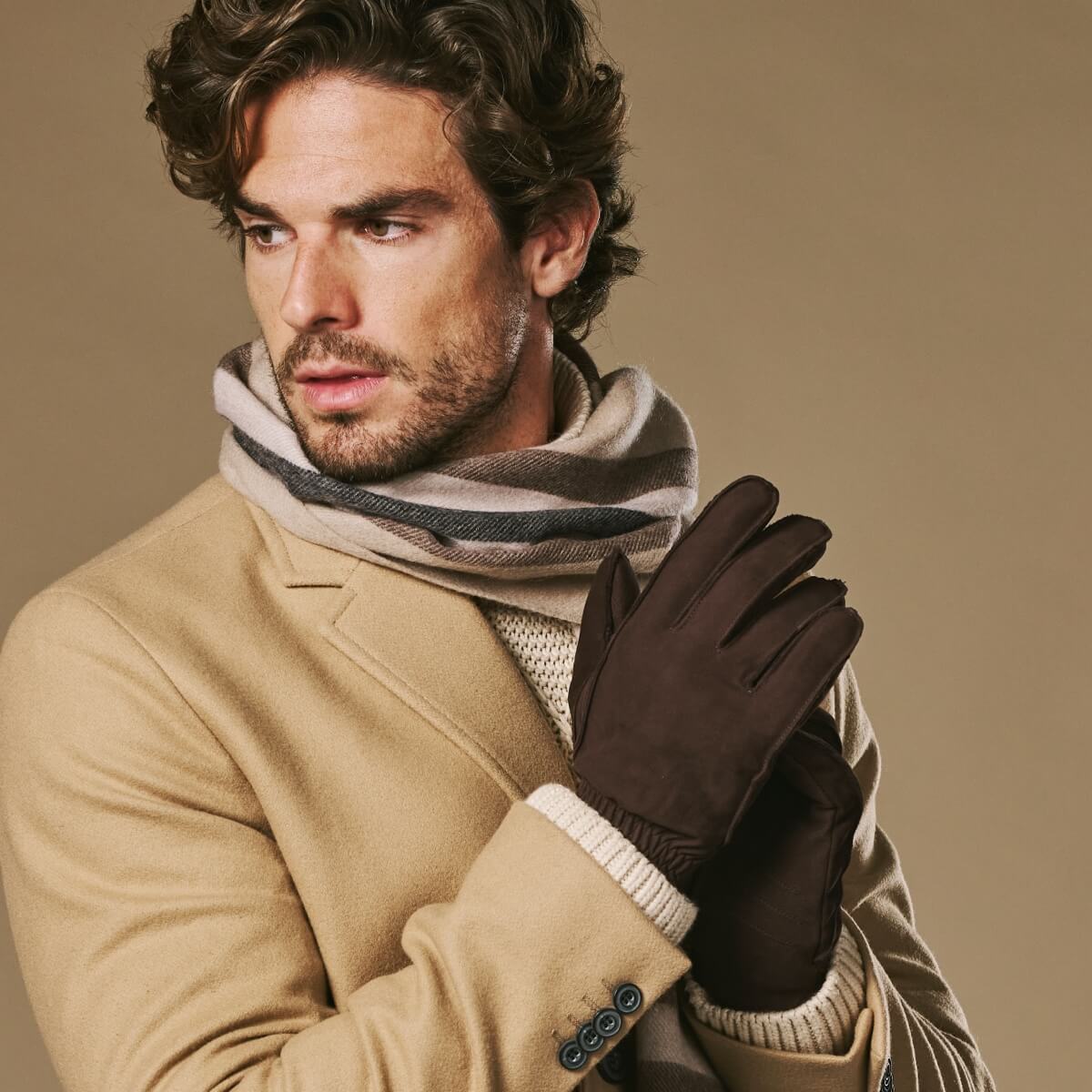Men's Winter Gloves with Ribbed Cuff in Dark Brown