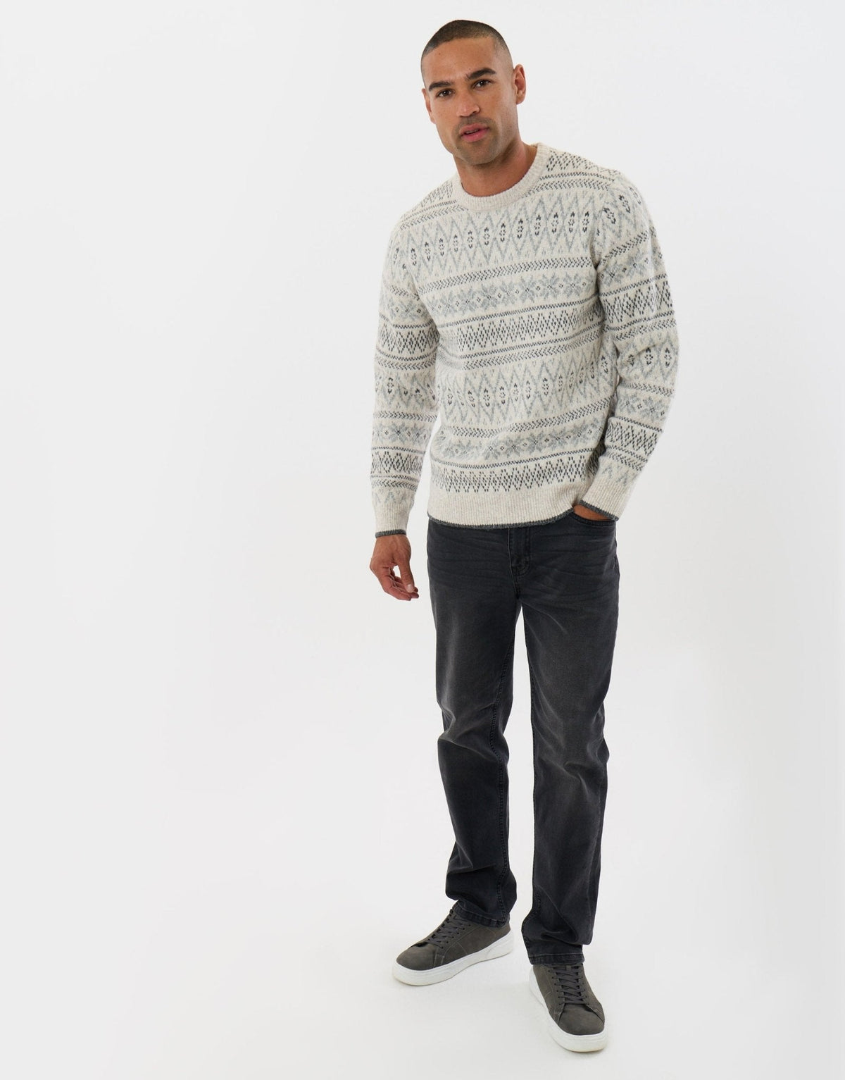 Men's Christmas Jumper Fair Isle Diamond Crew Neck in Ecru