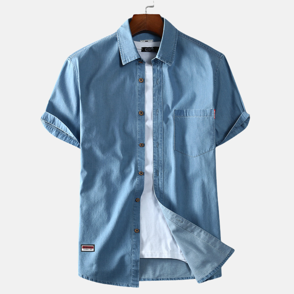 Men's Short Sleeve Button-Up Shirt with Chest Pocket