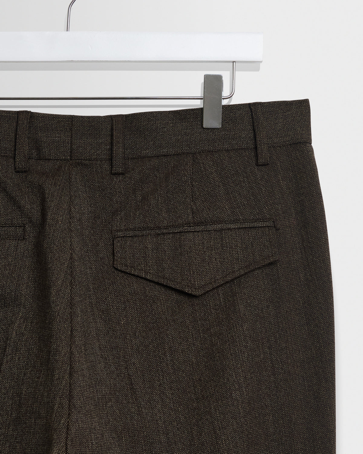 Men's Wool-Blend Pleated Tapered Trousers in Brown
