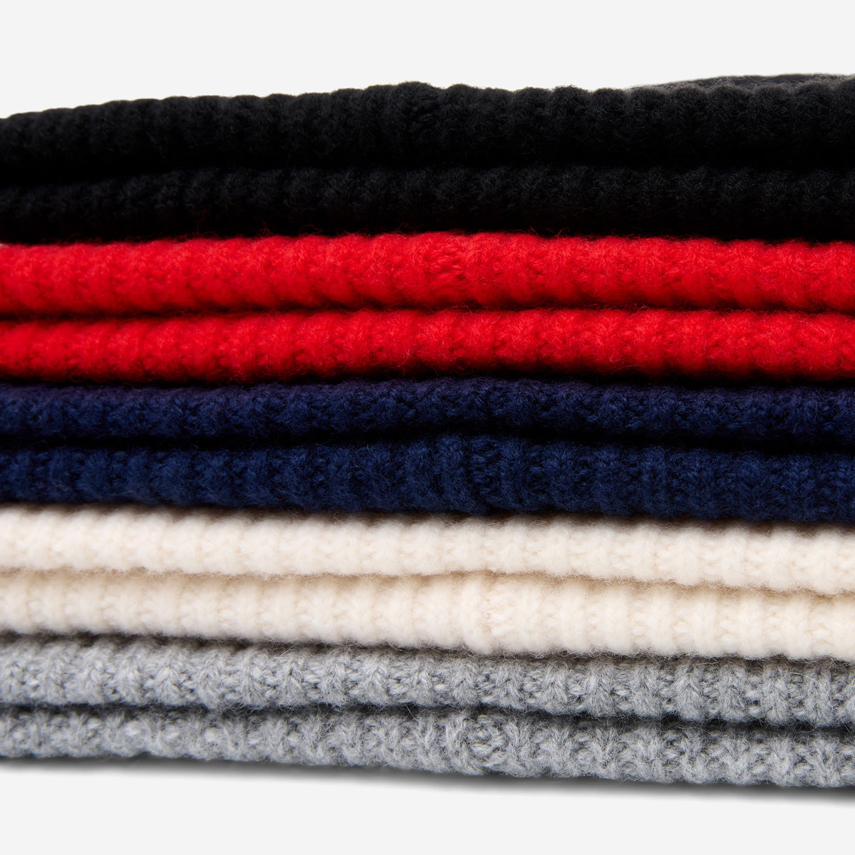 Women's Ribbed Knit Beanie Hat in Navy