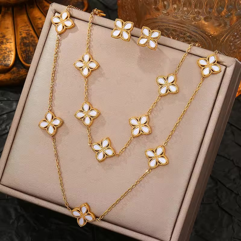 Women's Four Leaf Clover Necklace Jewellery Set