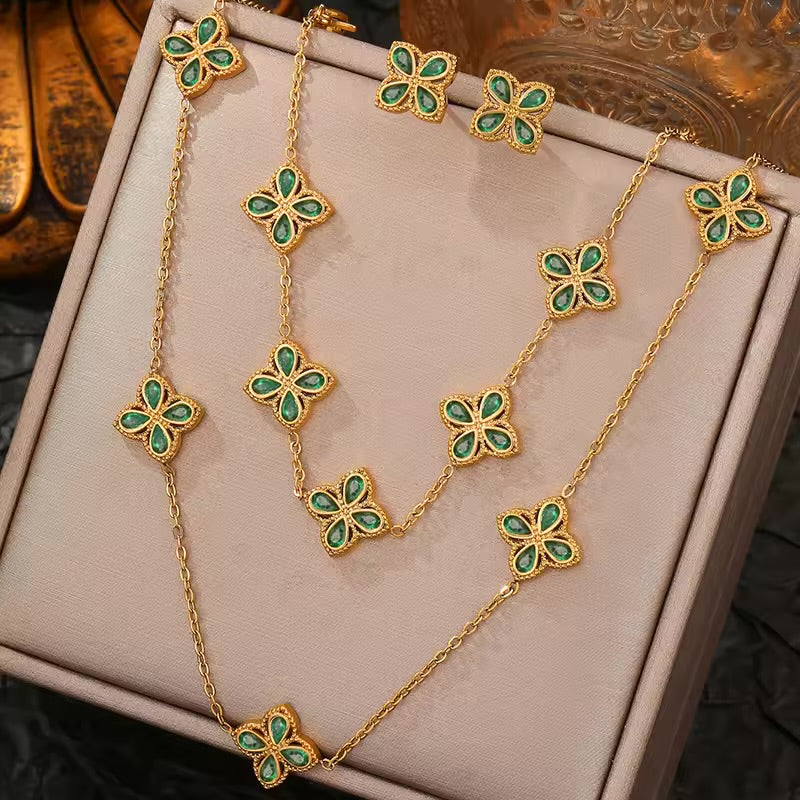 Women's Four Leaf Clover Necklace Jewellery Set