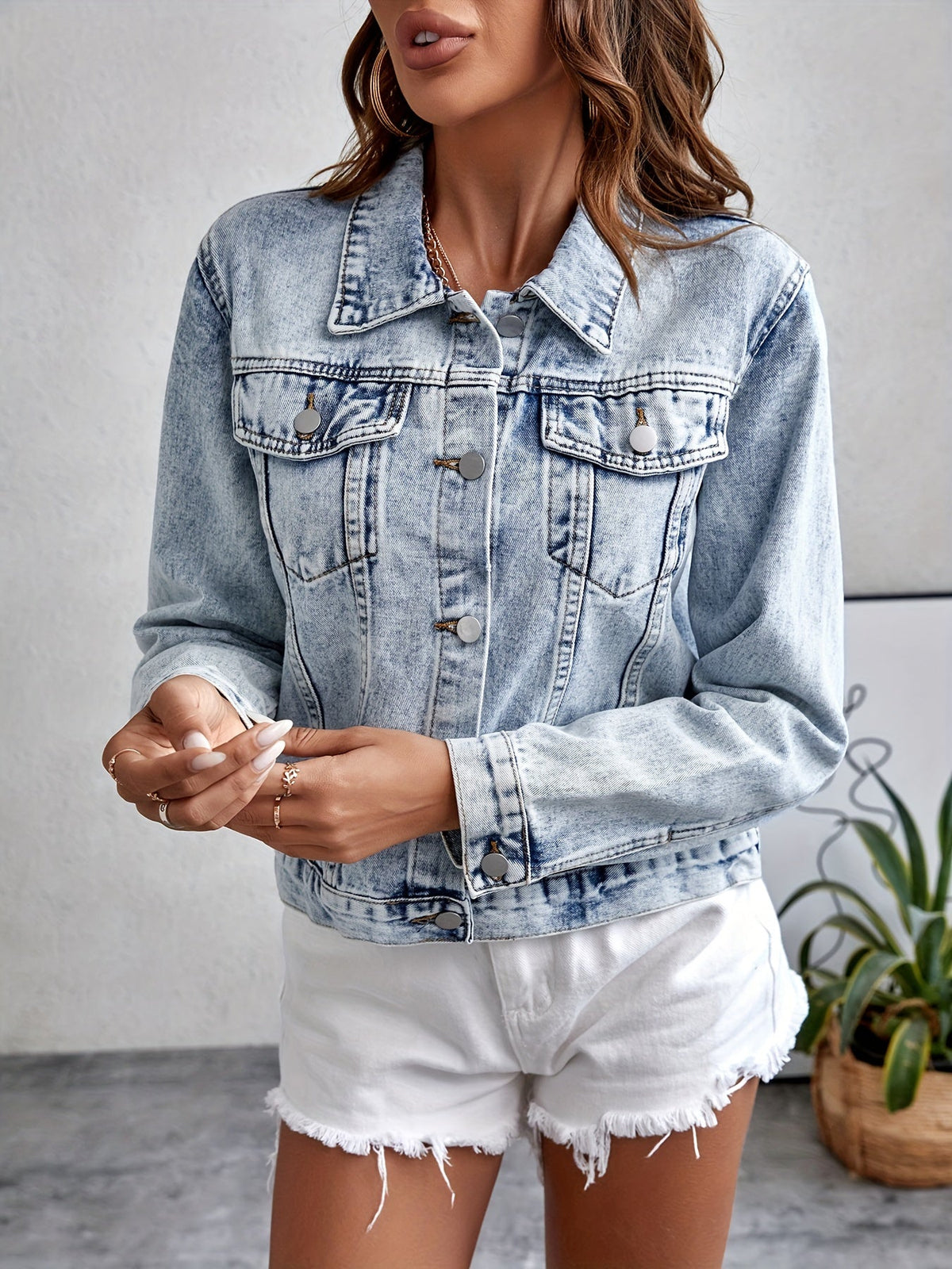 Women's Light Wash Denim Jacket in Blue
