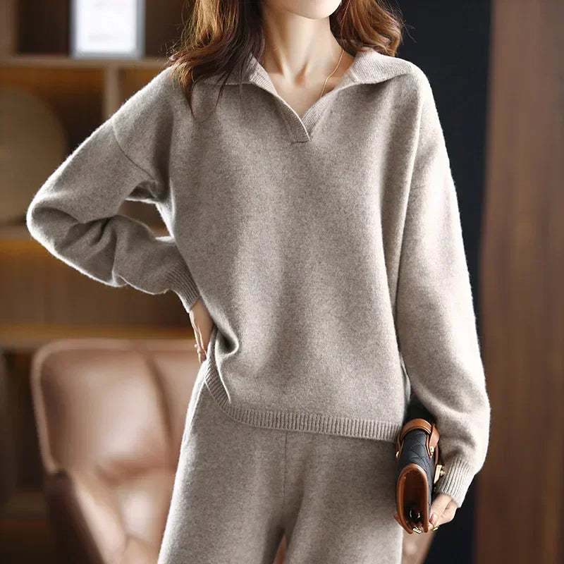 Women's Collared V-Neck Knit Jumper