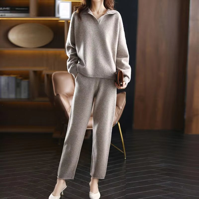 Women's Collared V-Neck Knit Jumper