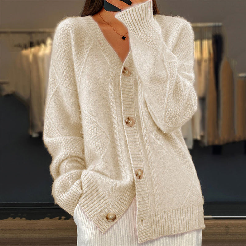 Women's Oversized Cable Knit V-Neck Cardigan