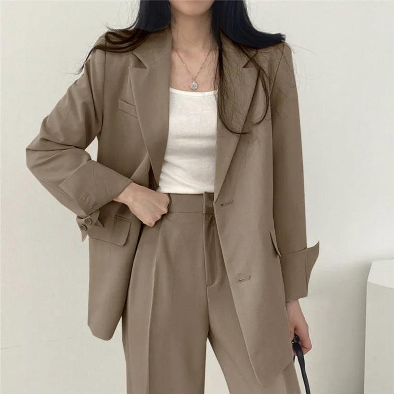 Women's Notch Lapel Blazer & Straight-Leg Trouser Suit